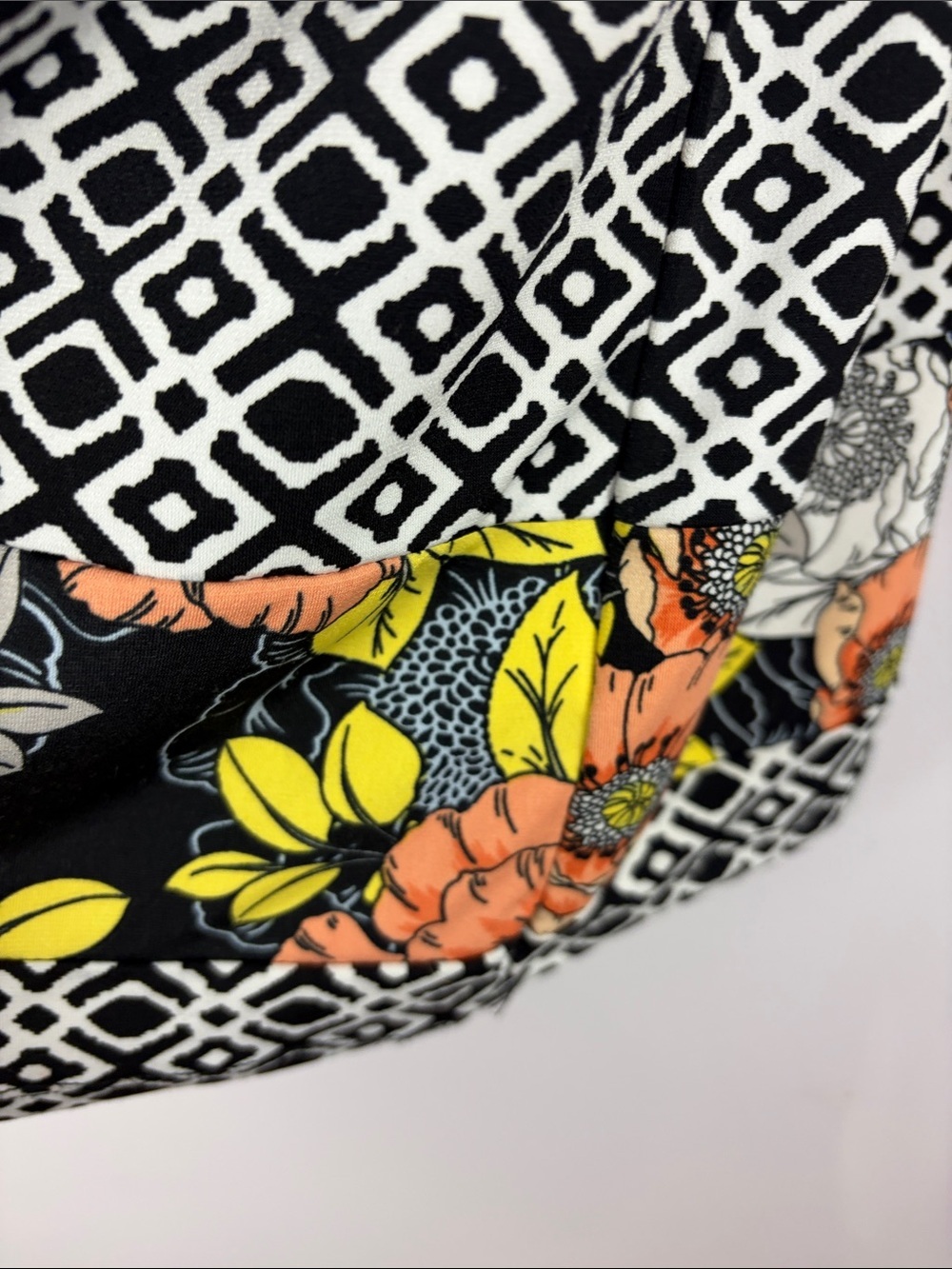 Ruby Rd. Mixed Print Blouse Floral Geometric Top Size Large - Picture 9 of 11